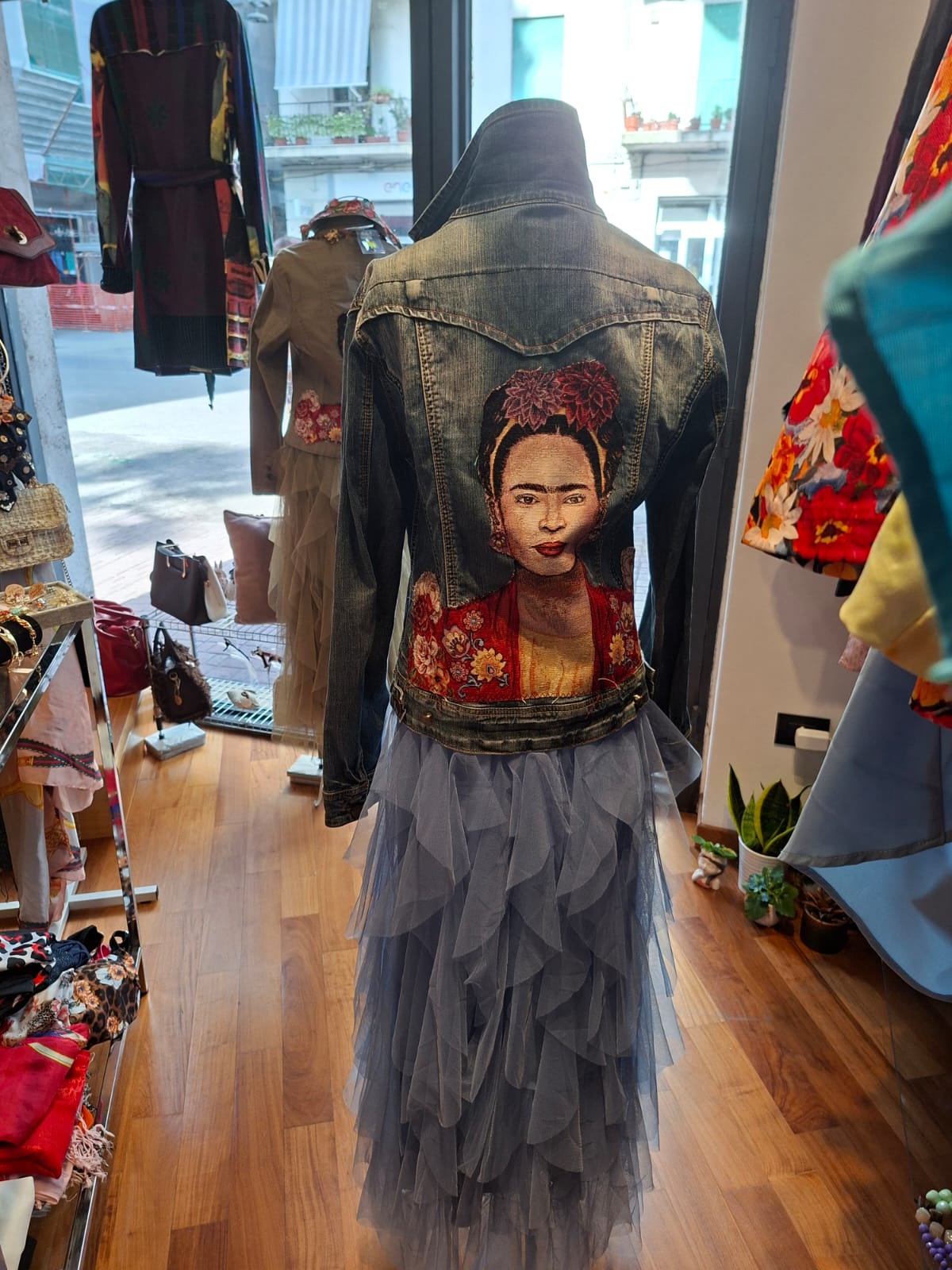 Giubbino in jeans handmade - immagine 2