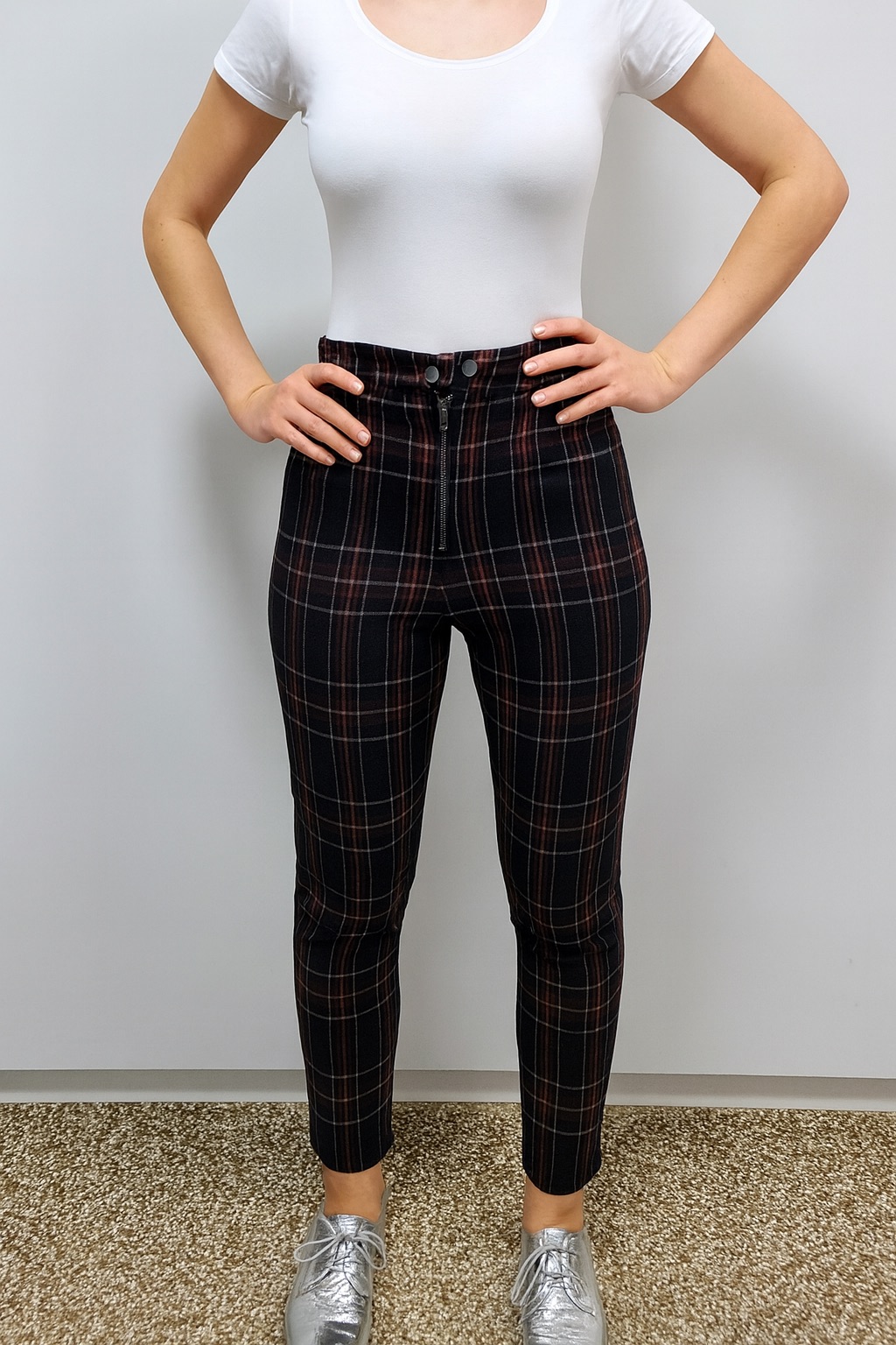 Pantalone scozzese nero e bordeaux