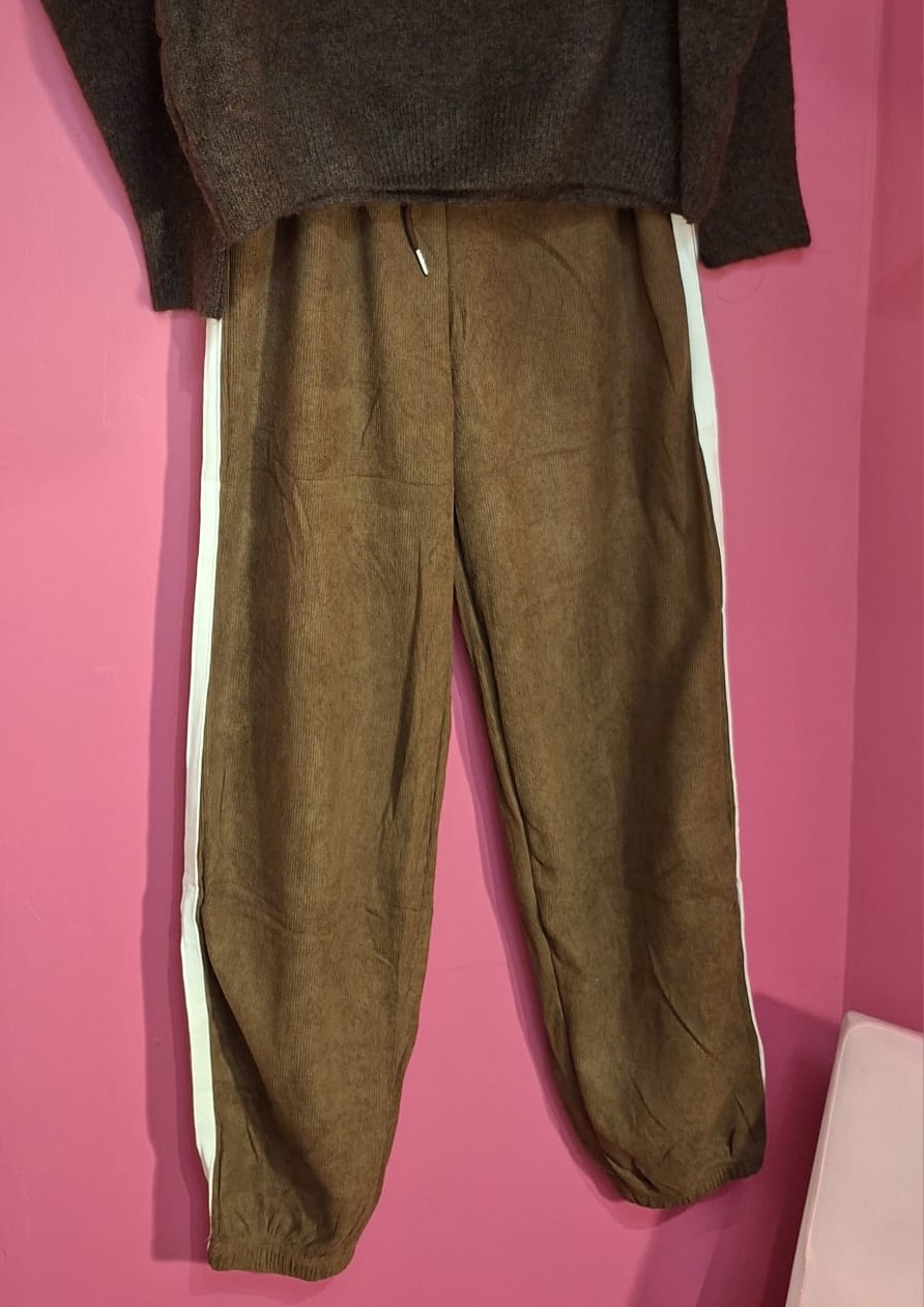 Pantalone vellutino marrone