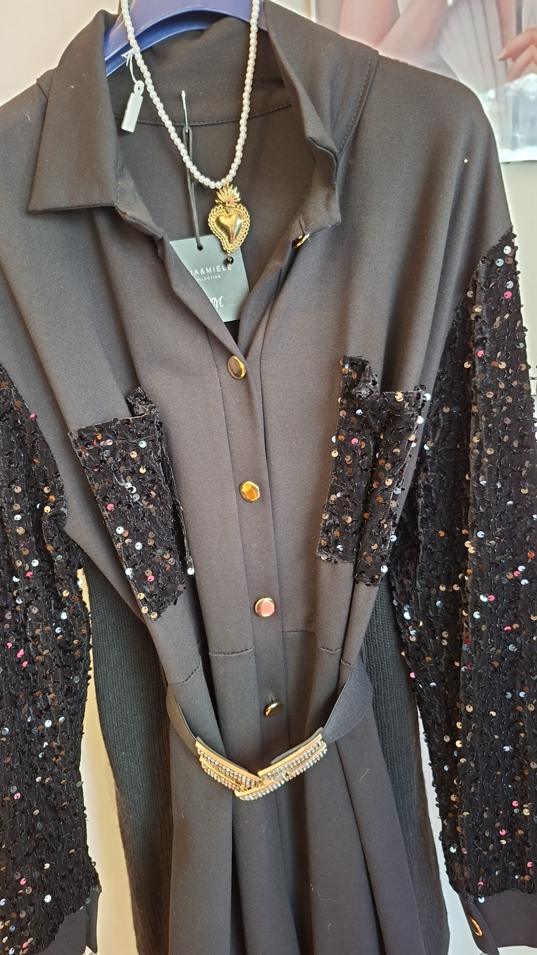 Tuta con Paillettes e Cintura Elasticizzata - immagine 2