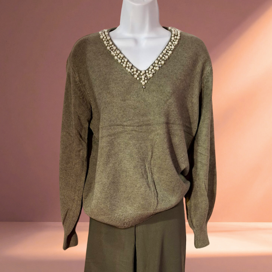 Maglia verde con perle - immagine 3